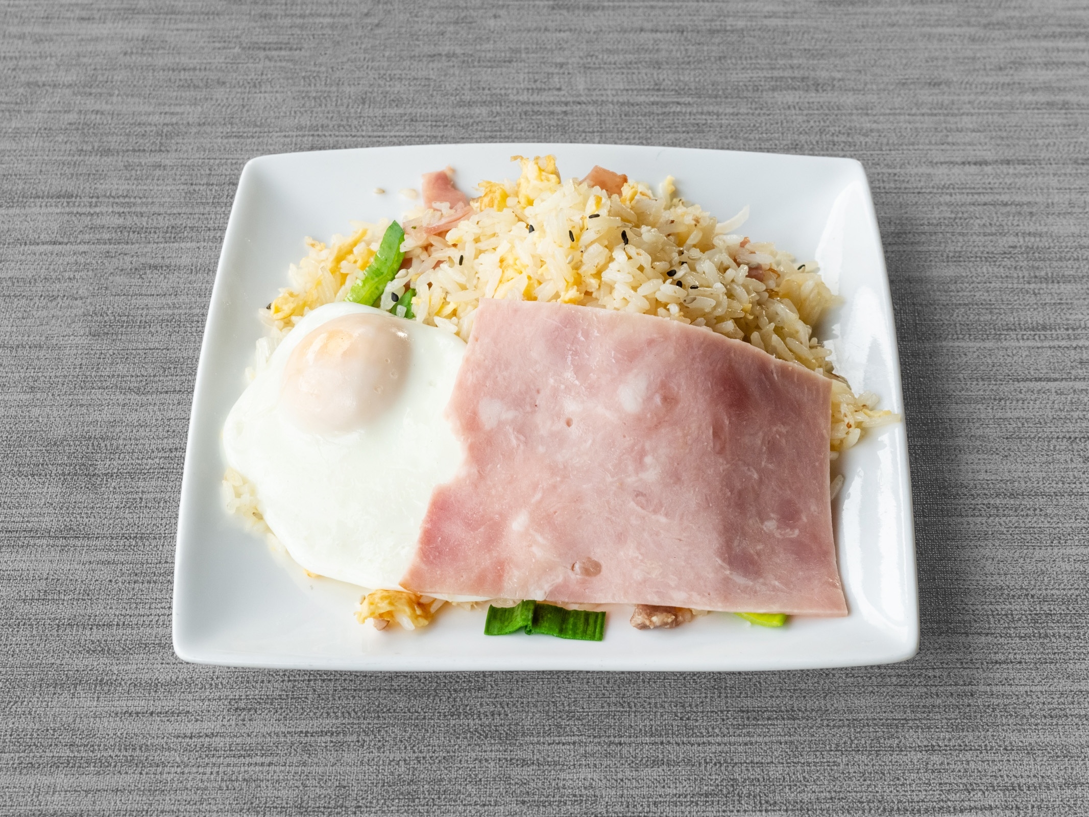 Nasi Goreng ei en vlees